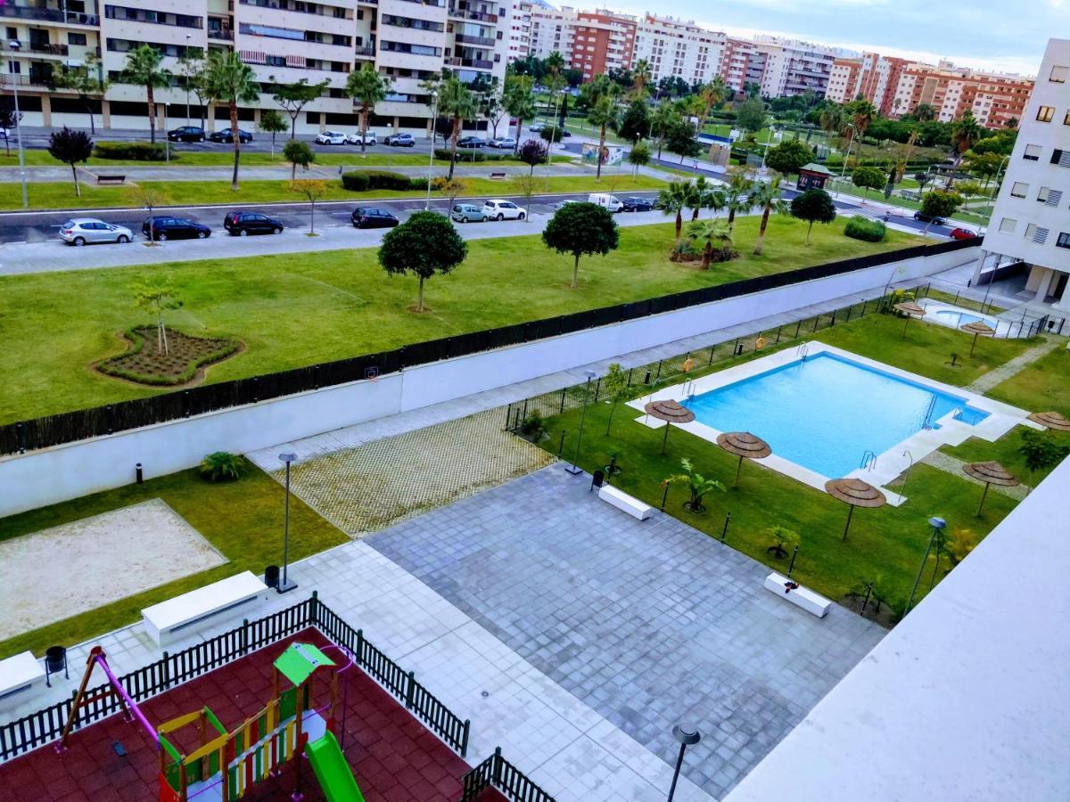 شقة Atico Con Piscina Y Vistas Al Mar Habitat Litoral مالقة المظهر الخارجي الصورة