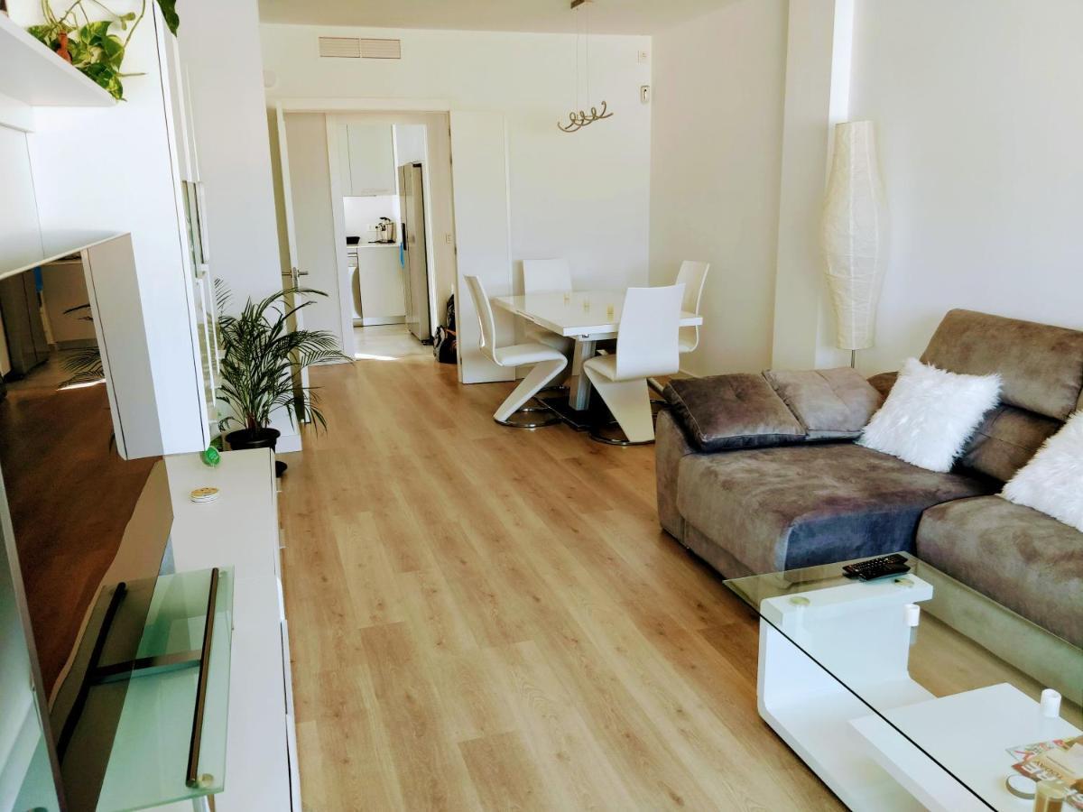 شقة Atico Con Piscina Y Vistas Al Mar Habitat Litoral مالقة المظهر الخارجي الصورة