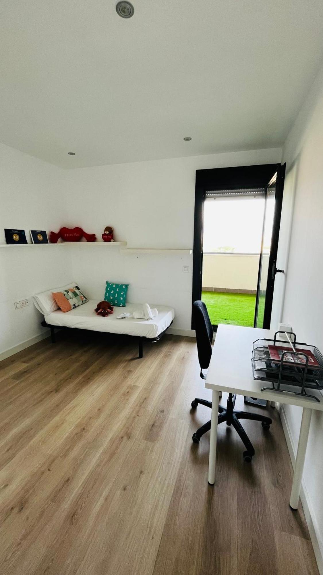 شقة Atico Con Piscina Y Vistas Al Mar Habitat Litoral مالقة المظهر الخارجي الصورة